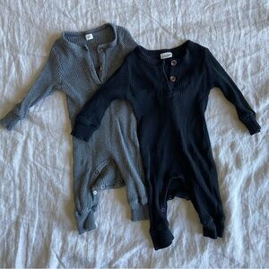 Set of 2, Neutral Ribbed Onesies, Sz 60 (euro sizing)